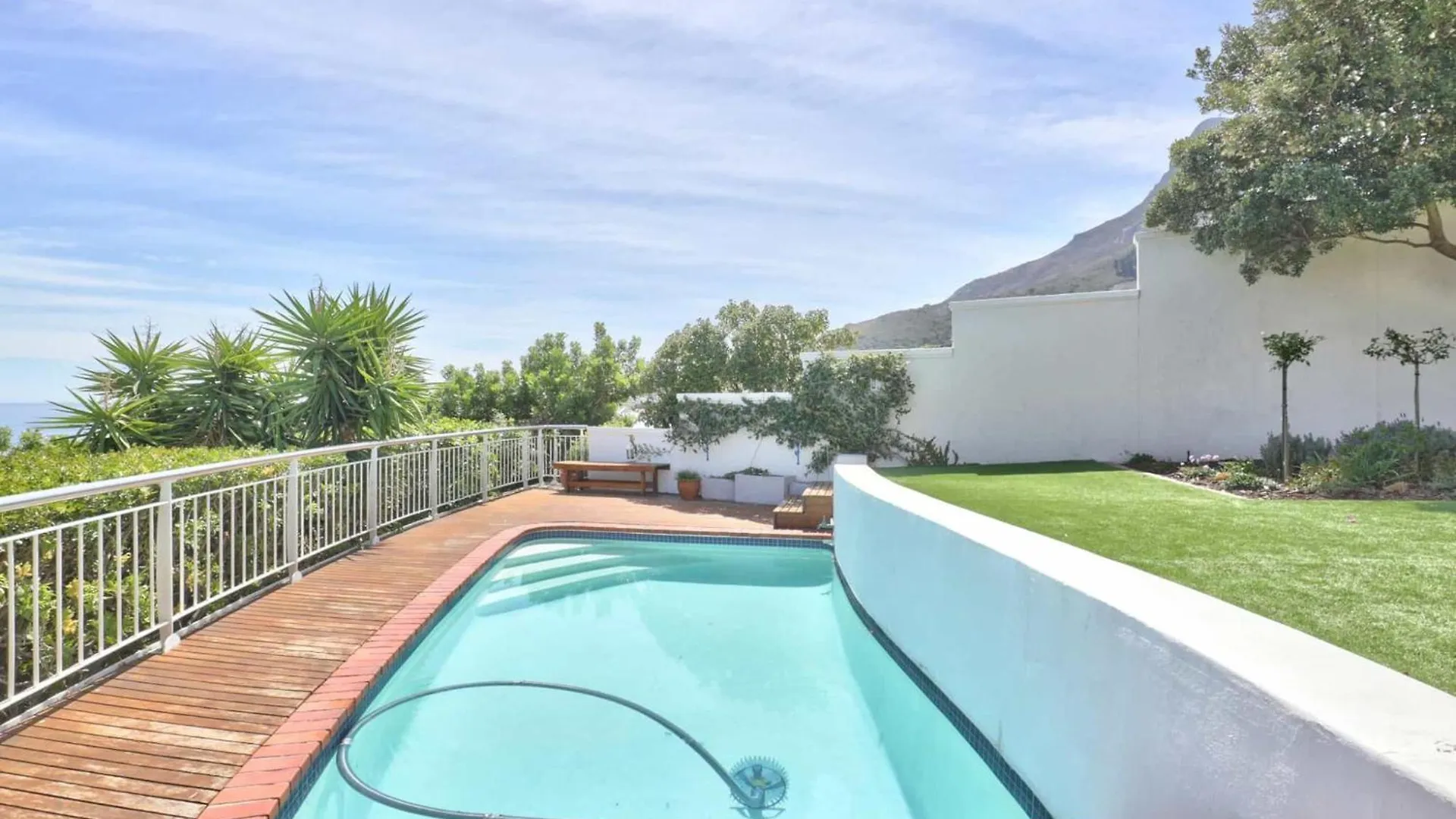 Camps Bay Home W Pool Garden Sea View Tree Villa Cape Town 0*,  South Africa