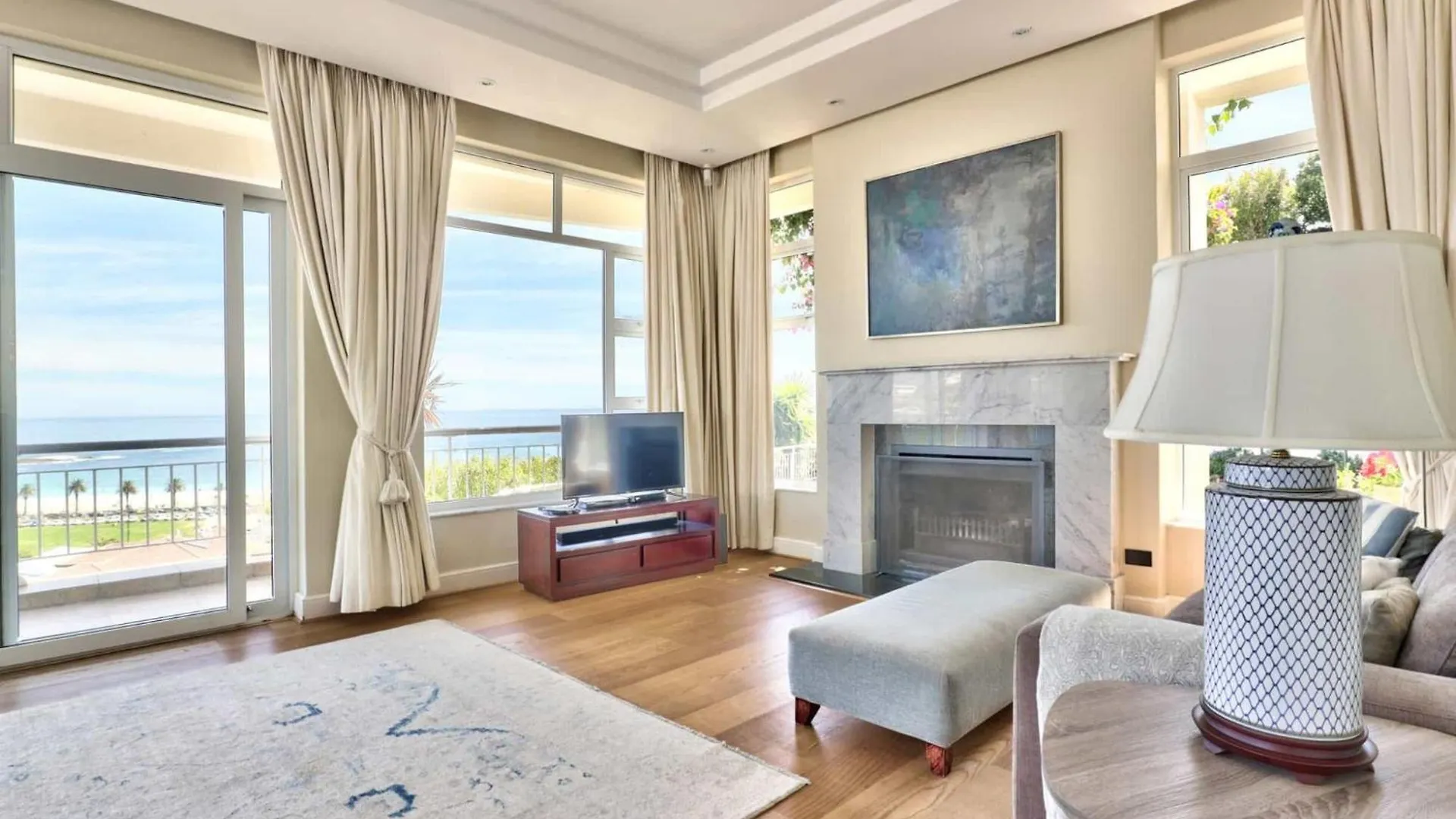 Camps Bay Home W Pool Garden Sea View Tree Villa Cape Town 0*,